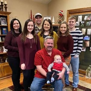 Meet your Posher, Clint